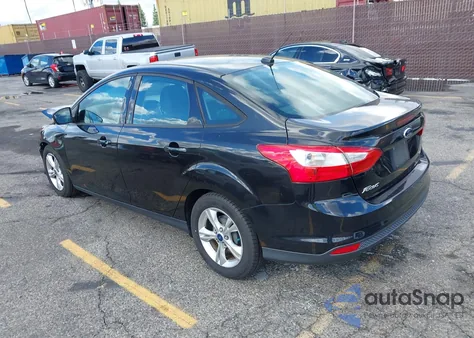 2013 Ford Focus Se z USA, uszkodzony, nr VIN 1FADP3F29DL107985